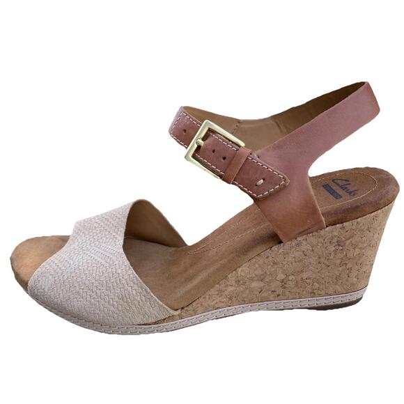 Clarks Cushion Wedge Sandals Sz 9 Womens - Picture 1 of 12